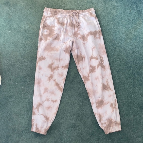 TNA Pants - Aritzia TNA tie dye sweatpants